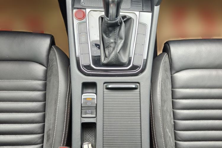 Used Volkswagen Magotan 2020 330TSI DSG Leading Model Gear Lever