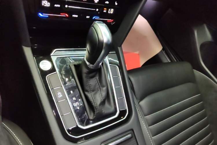 Used Volkswagen Magotan 2020 330TSI DSG Leading Model Gear Lever