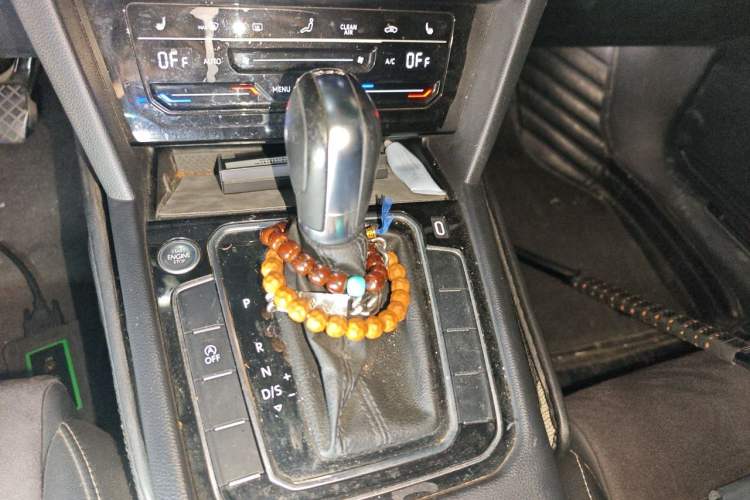 Used Volkswagen Magotan 2020 330TSI DSG Luxury Edition Gear Lever