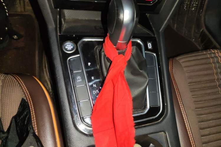 Used Volkswagen Magotan 2020 330TSI DSG Luxury Edition Gear Lever