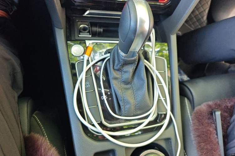 Used Volkswagen Magotan 2020 330TSI DSG Leading Model Gear Lever