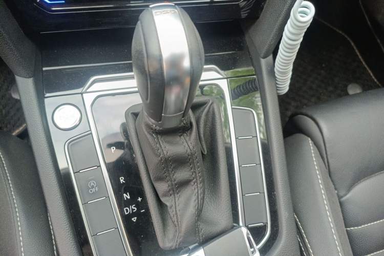 Used Volkswagen Magotan 2020 330TSI DSG Leading Model Gear Lever