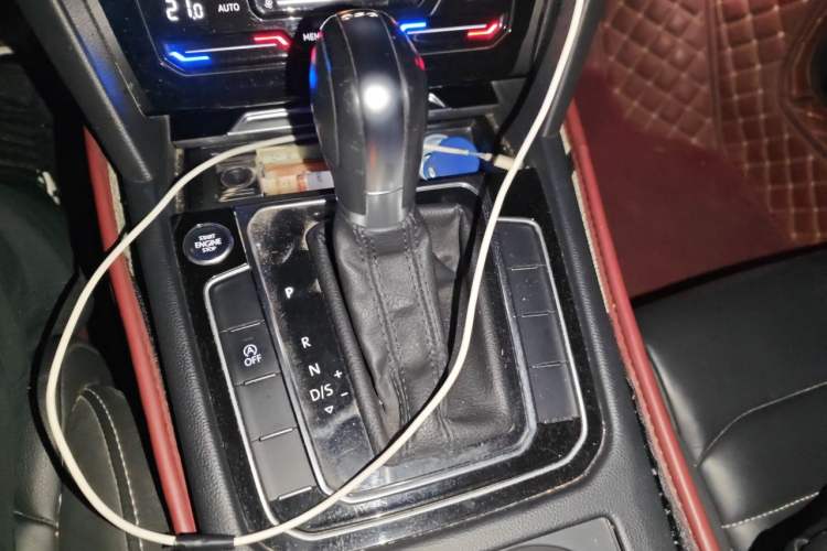 Used Volkswagen Magotan 2020 330TSI DSG Leading Model Gear Lever