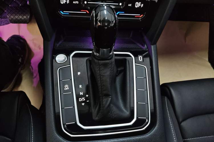 Used Volkswagen Magotan 2020 330TSI DSG Leading Model Gear Lever
