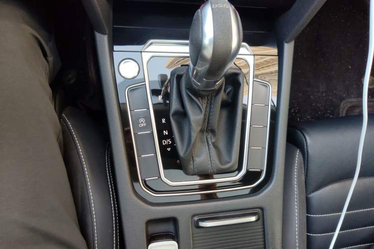 Used Volkswagen Magotan 2020 330TSI DSG Leading Model Gear Lever