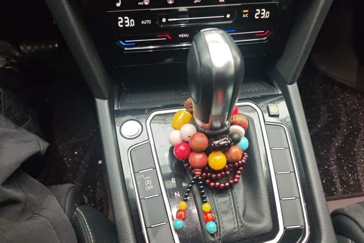 Used Volkswagen Magotan 2020 330TSI DSG Luxury Edition Gear Lever