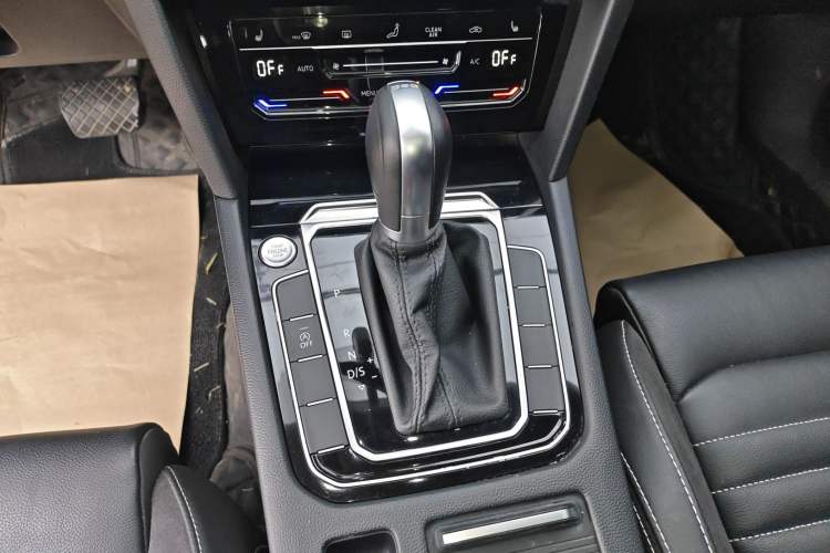 Used Volkswagen Magotan 2020 330TSI DSG Leading Model Gear Lever