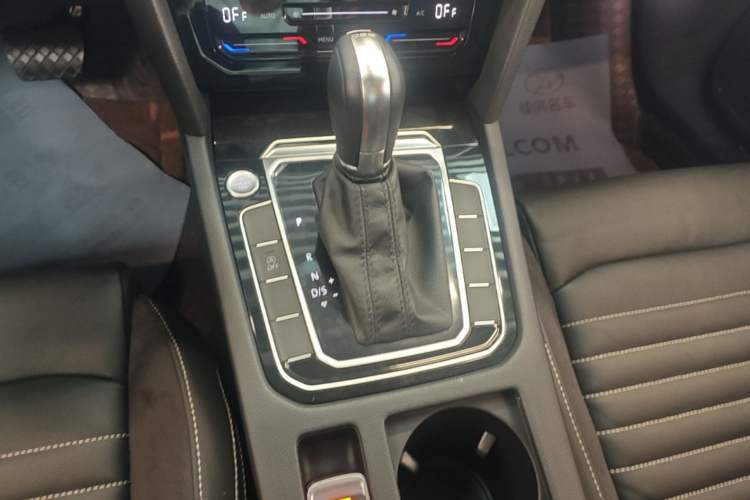 Used Volkswagen Magotan 2020 330TSI DSG Leading Model Gear Lever