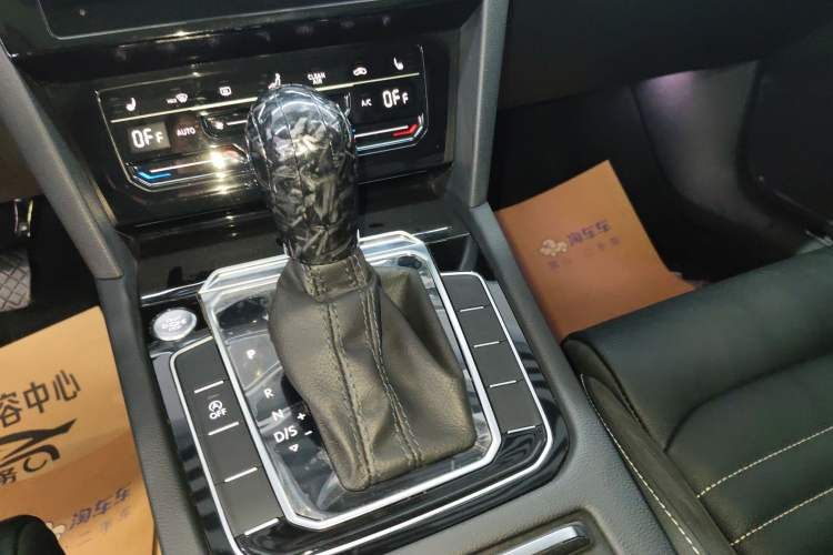 Used Volkswagen Magotan 2020 330TSI DSG Leading Model Gear Lever