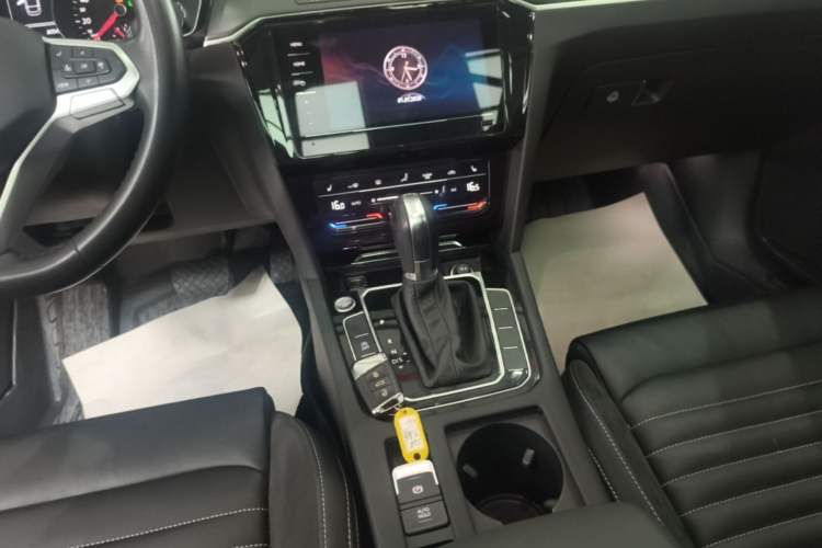 Used Volkswagen Magotan 2020 330TSI DSG Leading Model Gear Lever