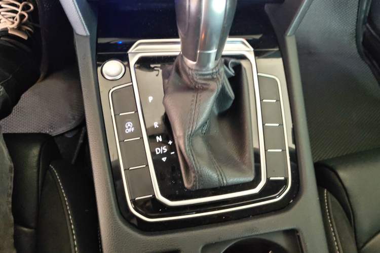 Used Volkswagen Magotan 2020 330TSI DSG Leading Model Gear Lever
