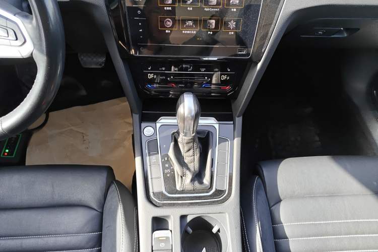 Used Volkswagen Magotan 2020 330TSI DSG Leading Model Gear Lever