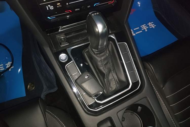 Used Volkswagen Magotan 2020 330TSI DSG Leading Model Gear Lever