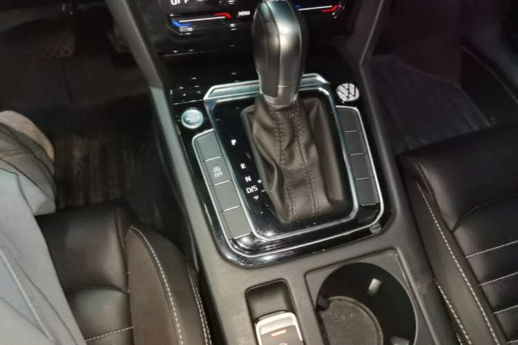 Used Volkswagen Magotan 2020 330TSI DSG Leading Model Gear Lever