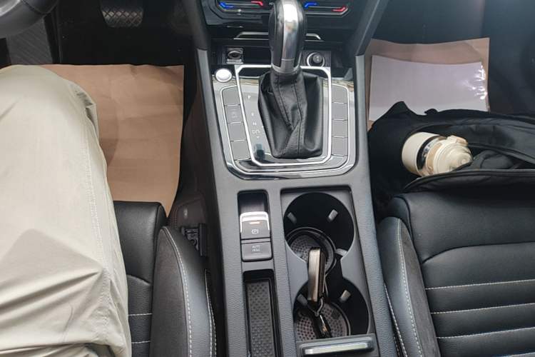 Used Volkswagen Magotan 2020 330TSI DSG Leading Model Gear Lever