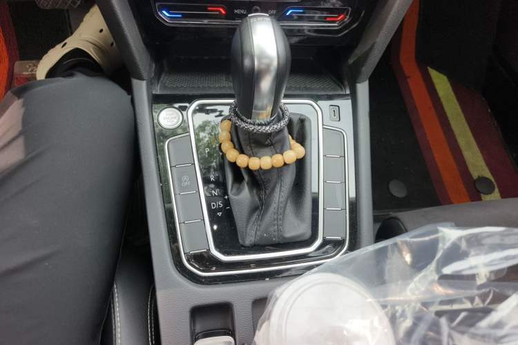 Used Volkswagen Magotan 2020 330TSI DSG Luxury Edition Gear Lever