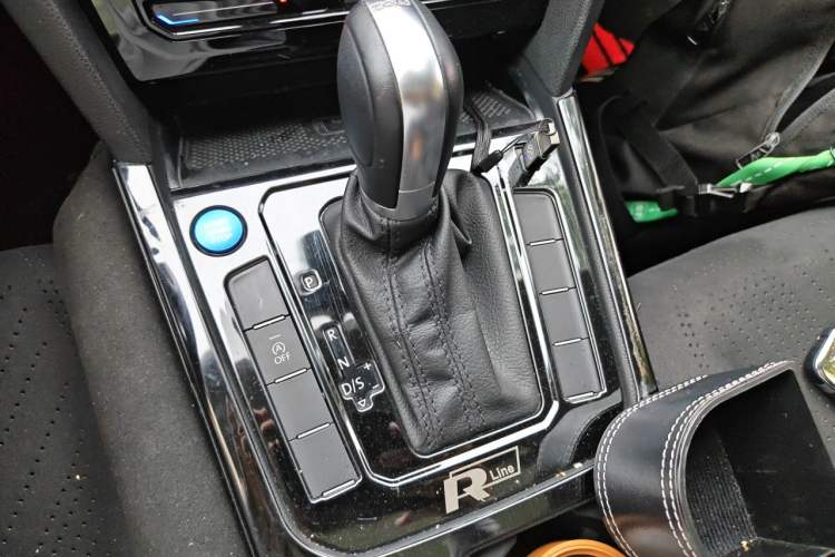 Used Volkswagen Magotan 2020 330TSI DSG Luxury Edition Gear Lever