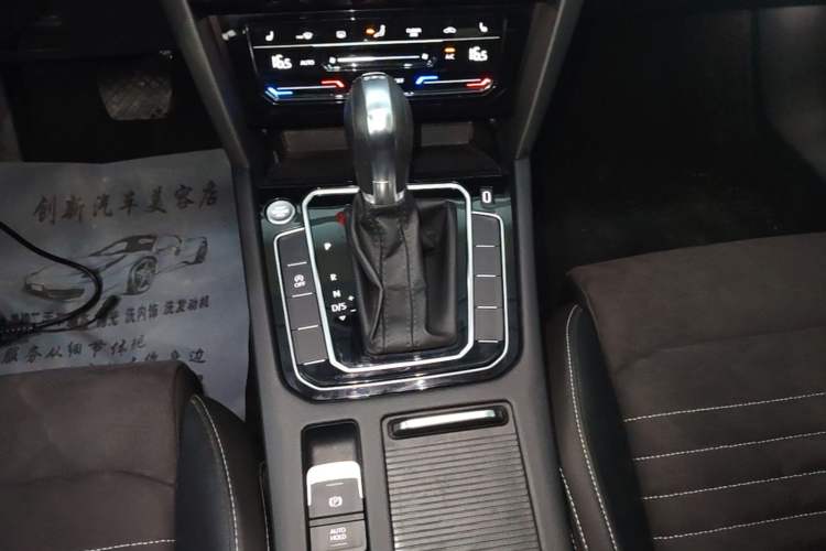 Used Volkswagen Magotan 2020 380TSI DSG Luxury Version Gear Lever