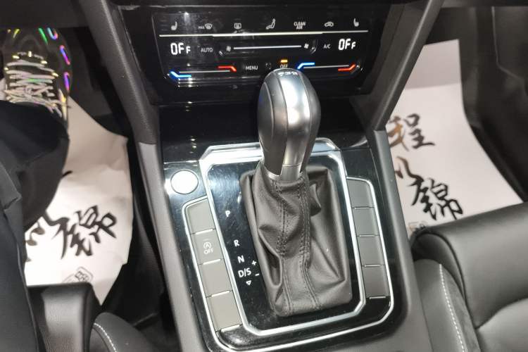 Used Volkswagen Magotan 2020 330TSI DSG Leading Model Gear Lever