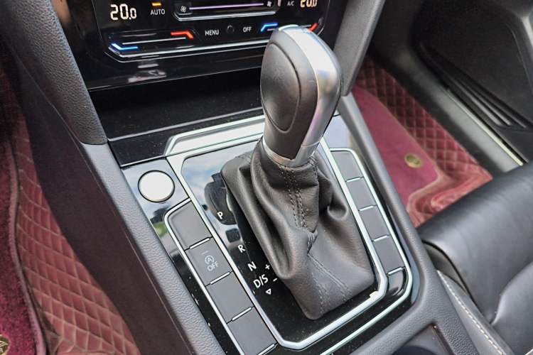 Used Volkswagen Magotan 2020 330TSI DSG Leading Model Gear Lever
