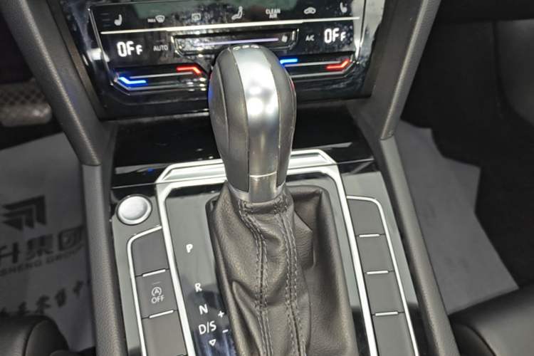 Used Volkswagen Magotan 2020 330TSI DSG Leading Model Gear Lever