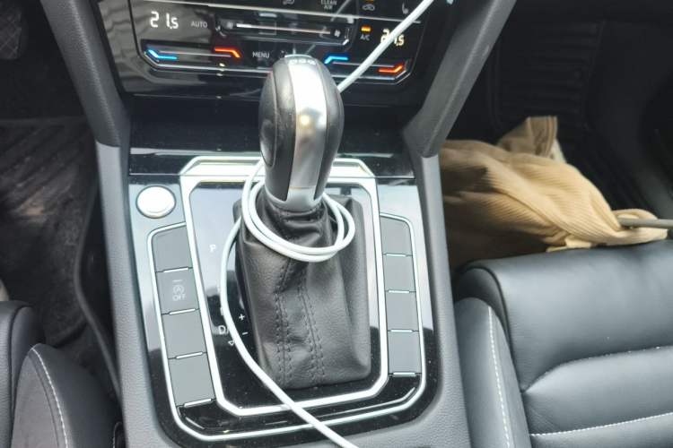 Used Volkswagen Magotan 2020 330TSI DSG Leading Model Gear Lever