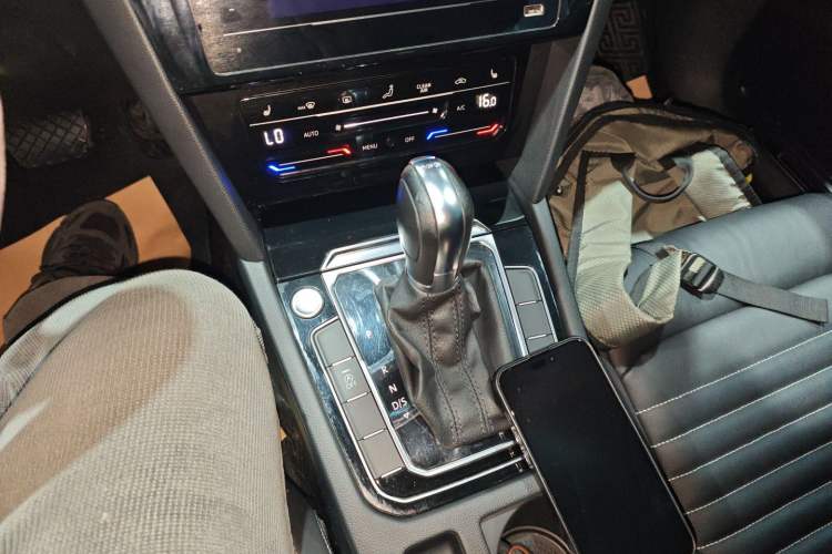 Used Volkswagen Magotan 2020 330TSI DSG Leading Model Gear Lever