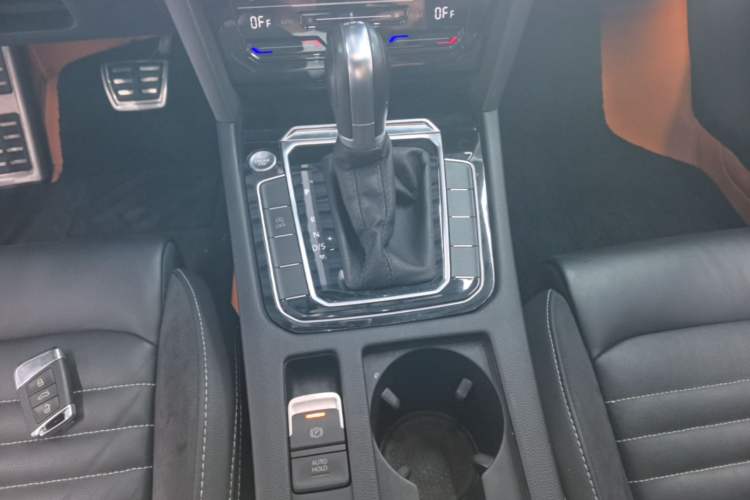 Used Volkswagen Magotan 2020 330TSI DSG Leading Model Gear Lever