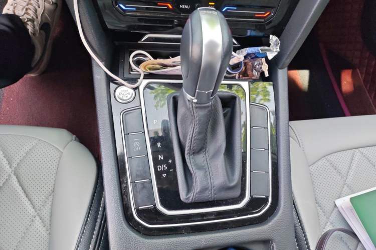 Used Volkswagen Magotan 2020 330TSI DSG Luxury Edition Gear Lever