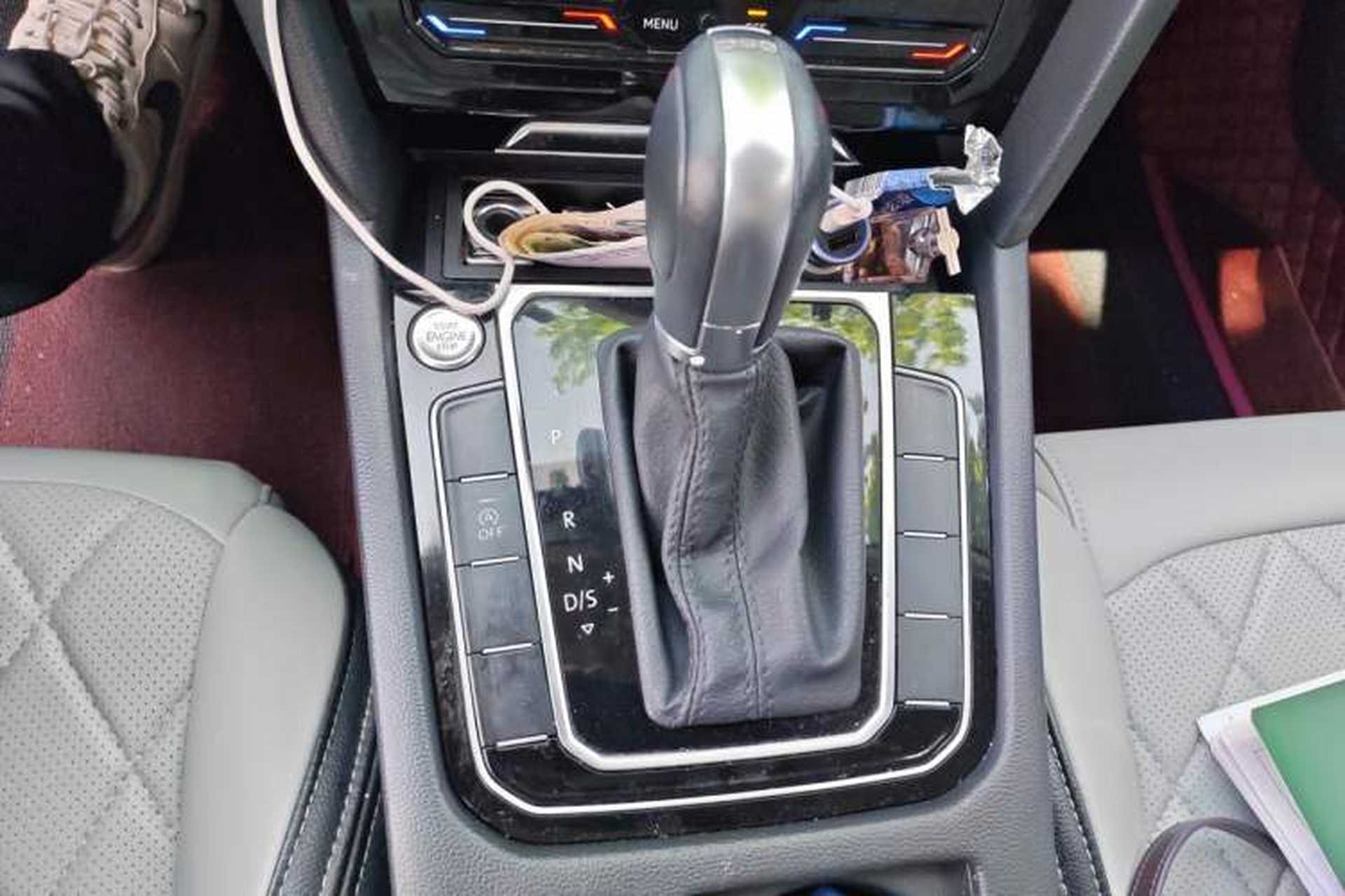Used Volkswagen Magotan 2020 330TSI DSG Luxury Edition Gear Lever
