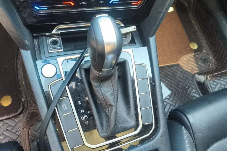 Used Volkswagen Magotan 2020 330TSI DSG Leading Model Gear Lever