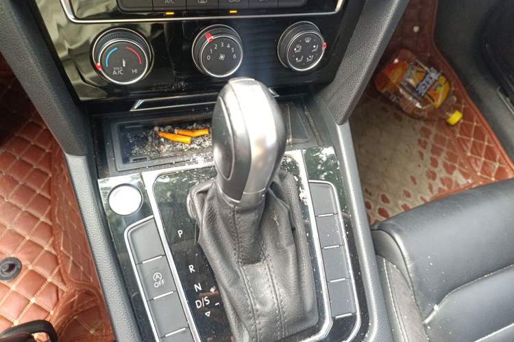 Used Volkswagen Magotan 2020 280TSI DSG Comfort Edition Gear Lever