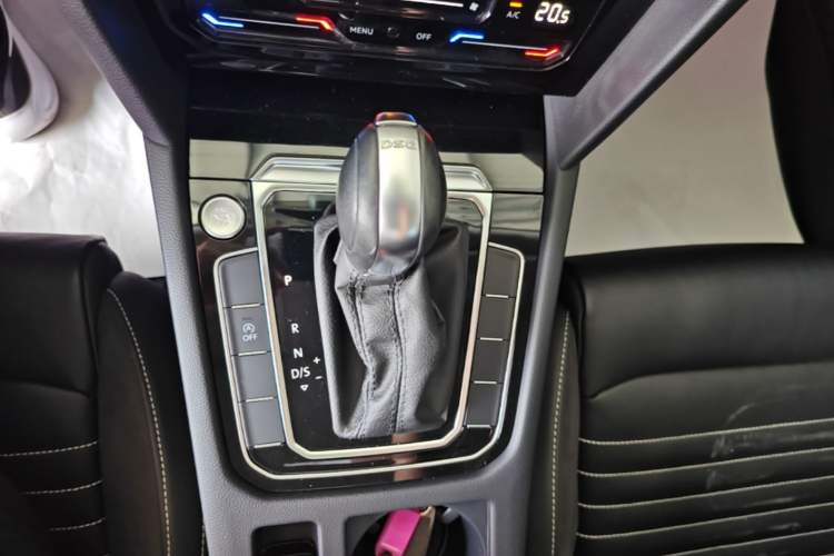 Used Volkswagen Magotan 2020 330TSI DSG Leading Model Gear Lever