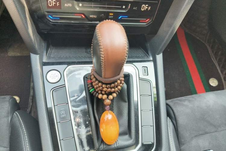 Used Volkswagen Magotan 2020 330TSI DSG Luxury Edition Gear Lever