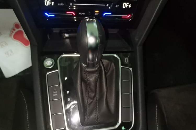 Used Volkswagen Magotan 2020 330TSI DSG Luxury Edition Gear Lever