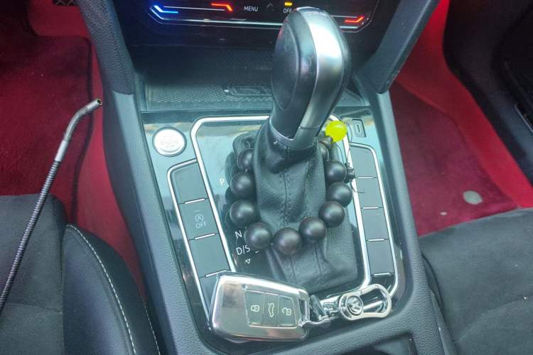 Used Volkswagen Magotan 2020 330TSI DSG Luxury Edition Gear Lever