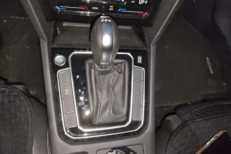 Used Volkswagen Magotan 2020 380TSI DSG Luxury Version Gear Lever