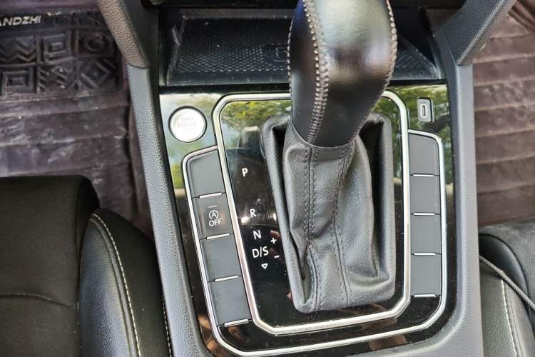 Used Volkswagen Magotan 2020 380TSI DSG Luxury Version Gear Lever