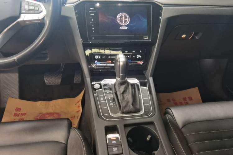 Used Volkswagen Magotan 2020 330TSI DSG Leading Model Gear Lever