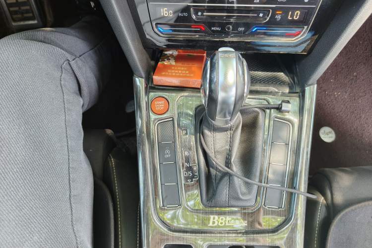 Used Volkswagen Magotan 2020 380TSI DSG Luxury Version Gear Lever