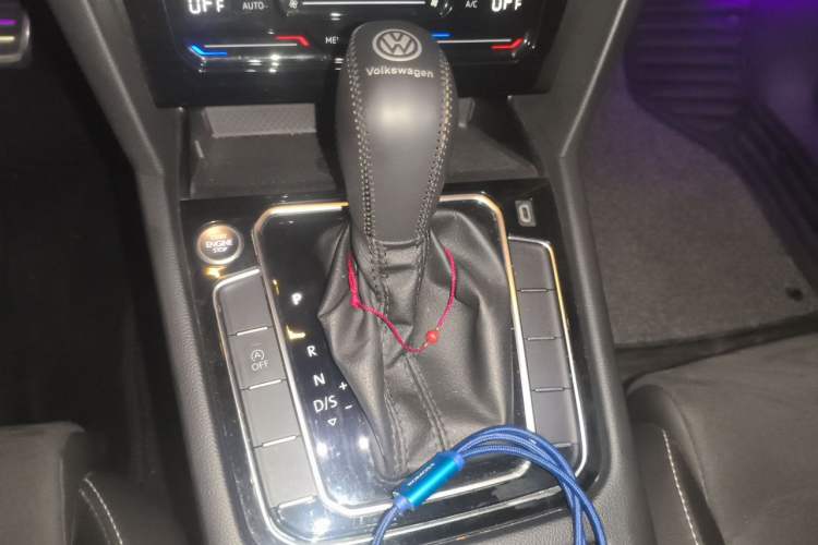 Used Volkswagen Magotan 2020 330TSI DSG Luxury Edition Gear Lever