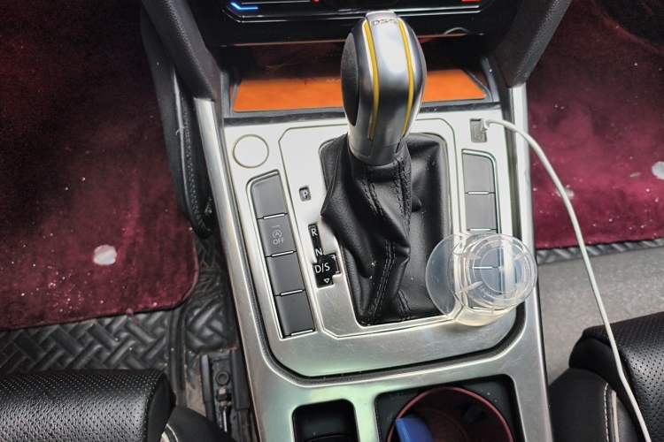Used Volkswagen Magotan 2020 330TSI DSG Luxury Edition Gear Lever
