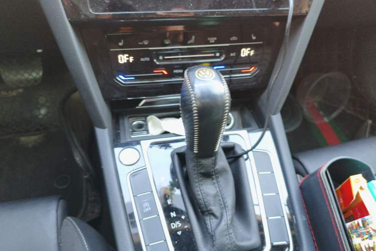 Used Volkswagen Magotan 2020 330TSI DSG Leading Model Gear Lever