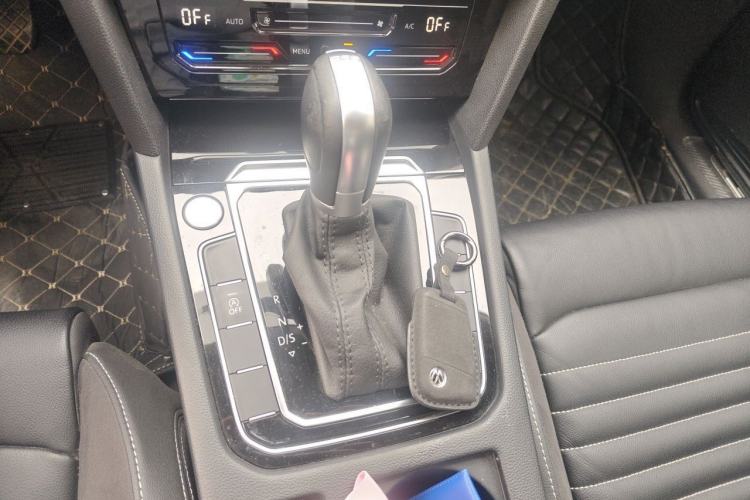 Used Volkswagen Magotan 2020 330TSI DSG Leading Model Gear Lever