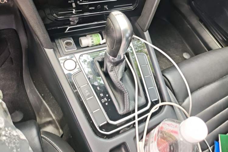 Used Volkswagen Magotan 2020 330TSI DSG Leading Model Gear Lever