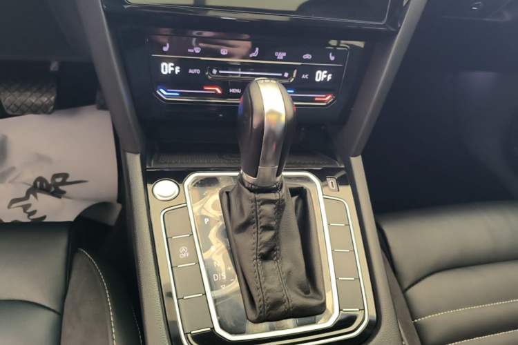 Used Volkswagen Magotan 2020 330TSI DSG Leading Model Gear Lever