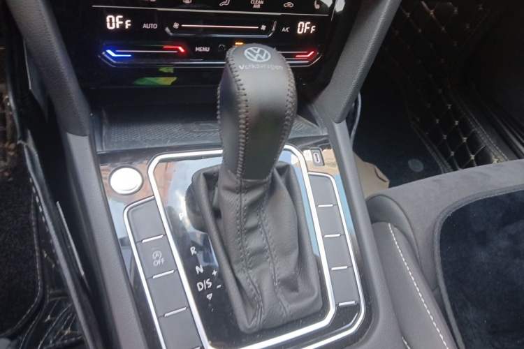 Used Volkswagen Magotan 2020 380TSI DSG Luxury Version Gear Lever