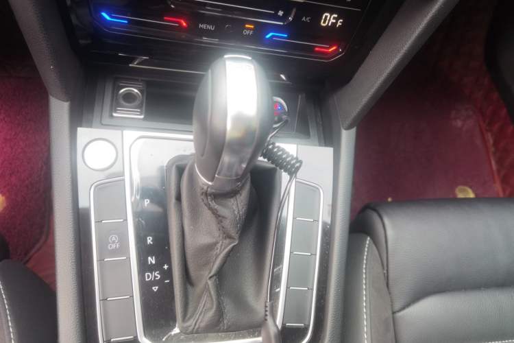 Used Volkswagen Magotan 2020 330TSI DSG Leading Model Gear Lever