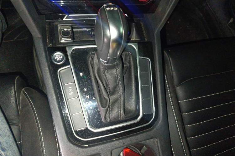 Used Volkswagen Magotan 2020 330TSI DSG Leading Model Gear Lever