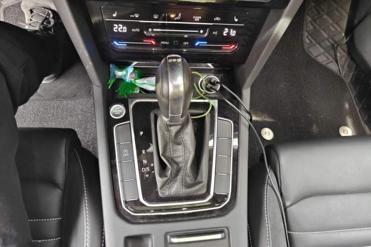 Used Volkswagen Magotan 2020 330TSI DSG Leading Model Gear Lever